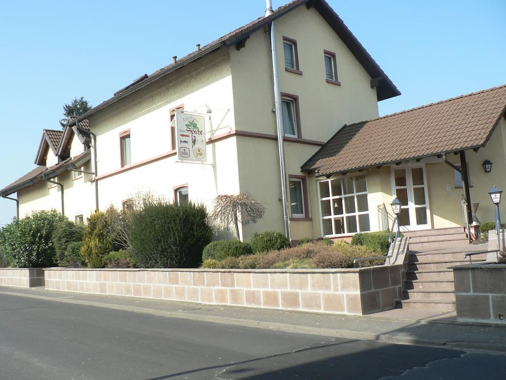 Gasthaus Zum Specht Hösbach Buitenkant foto
