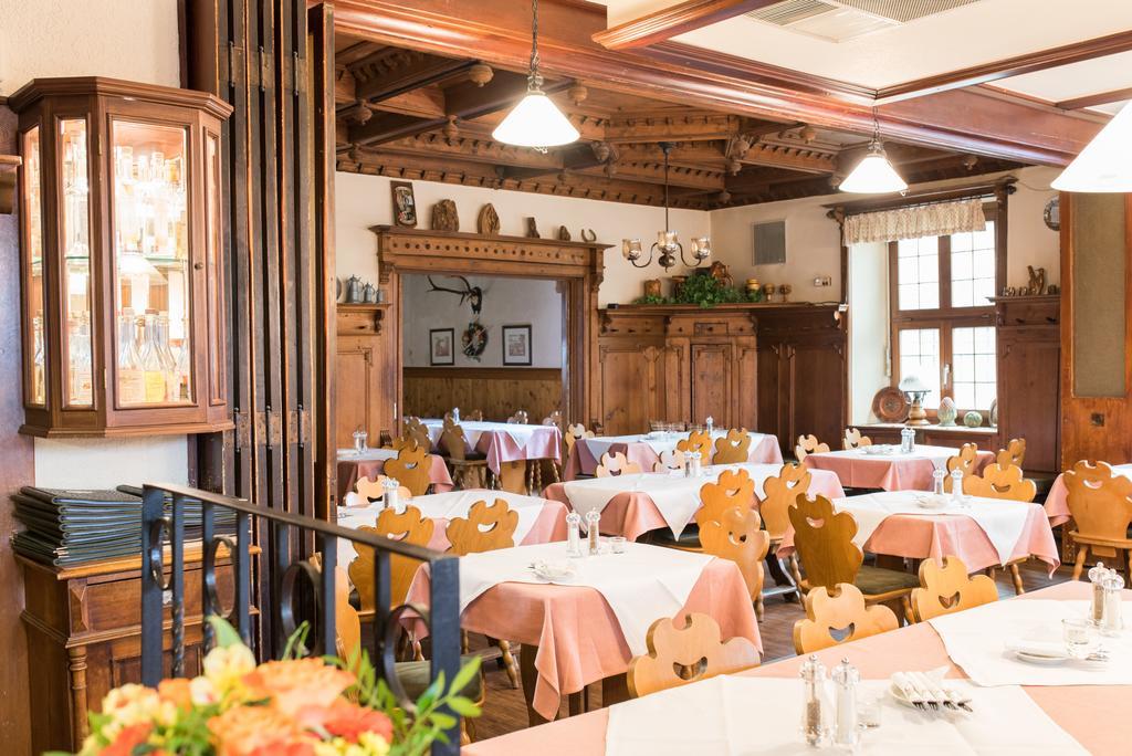 Gasthaus Zum Specht Hösbach Buitenkant foto