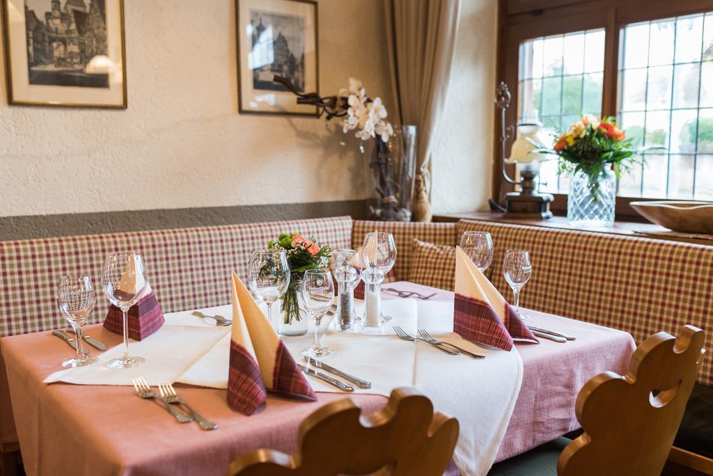 Gasthaus Zum Specht Hösbach Buitenkant foto